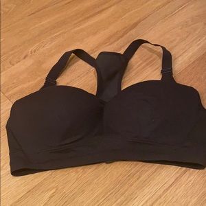 Victoria sport bra